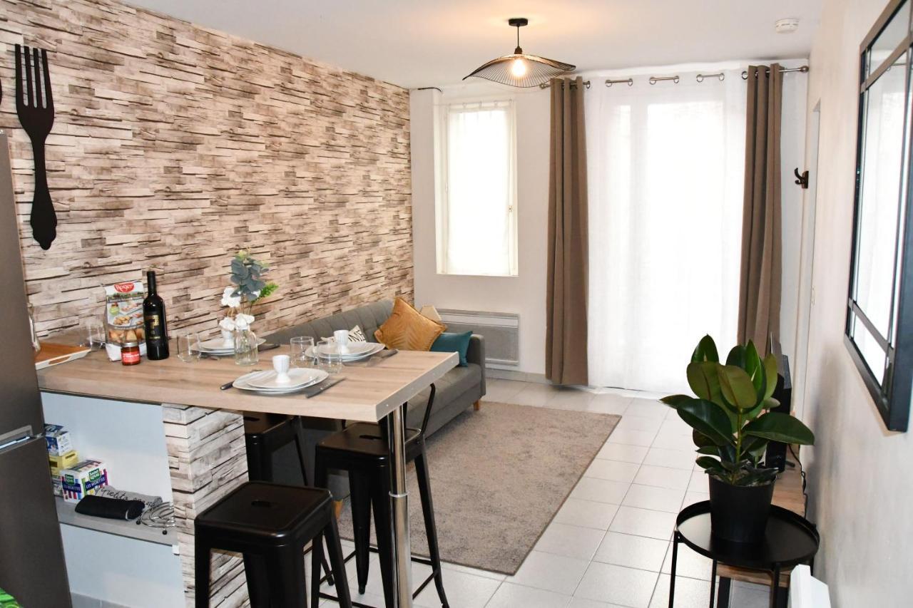 Appartement 32 M2 Intra Muros - Wifi - Netflix - Bureau Avignon Exterior photo